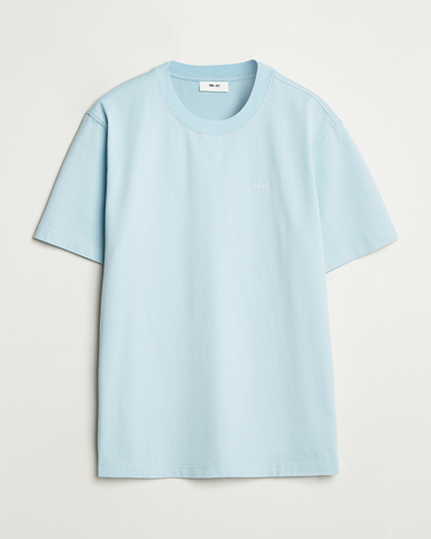 NN07 Adam Logo Crew Neck T-Shirt Winter Sky – Blå