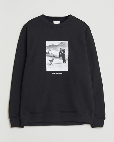 Drôle de Monsieur Ice Skating Waiter Sweatshirt Black – Sort