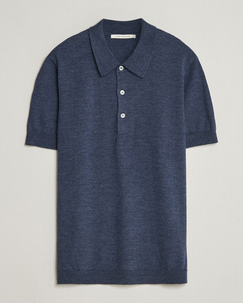 A Day's March Rosehall Knitted Polo Storm Blue – Blå