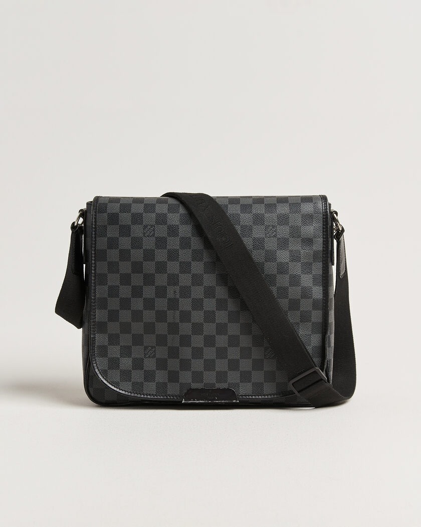 Louis Vuitton Pre-Owned Daniel Shoulder Bag MM Damier Graphite – Sort