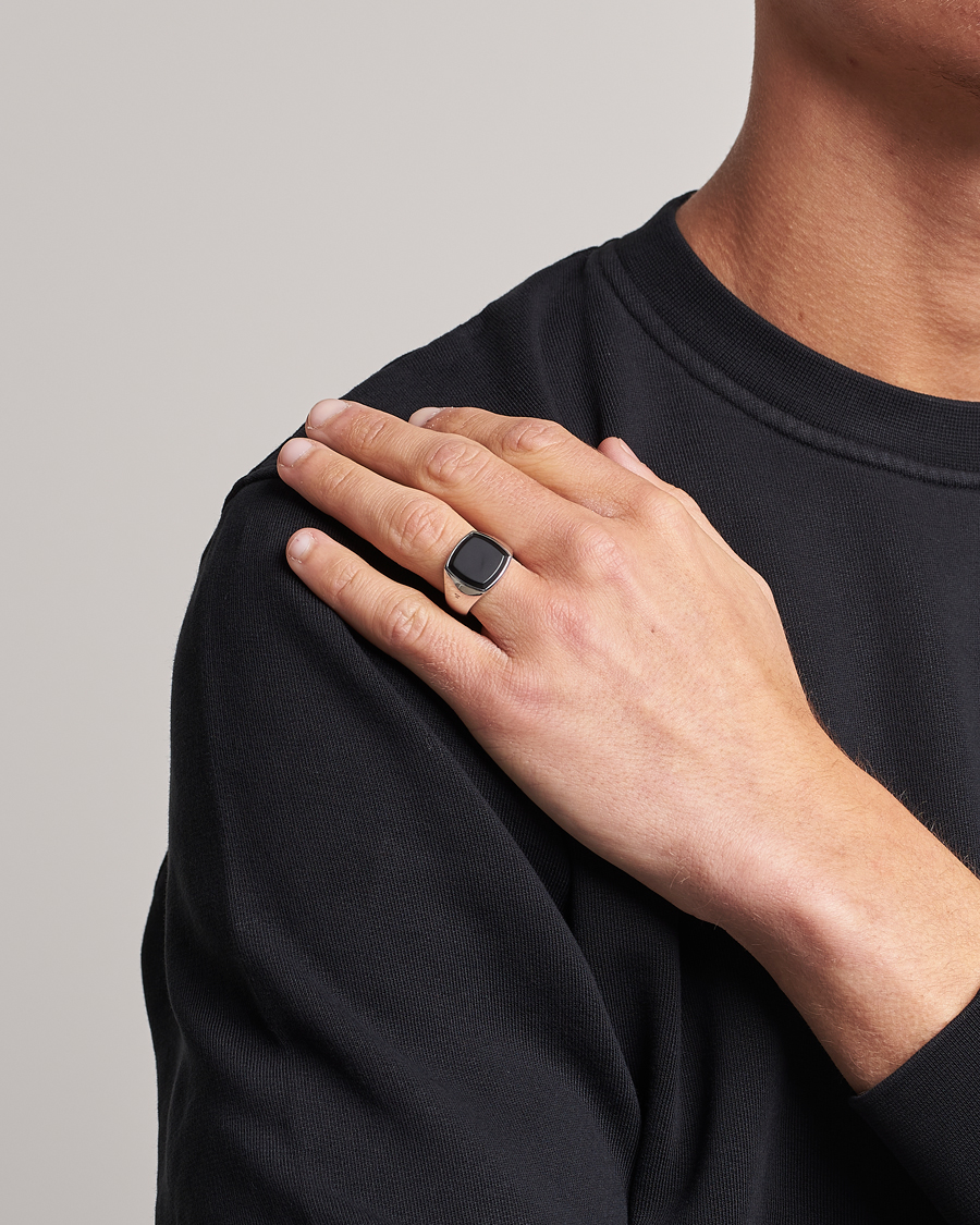 Herre |  | Tom Wood | Cushion Black Onyx Ring Silver