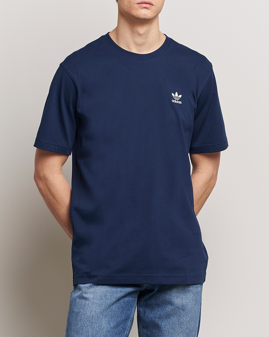 Herre | Tøj | adidas Originals | Essential Crew Neck T-Shirt Nindig