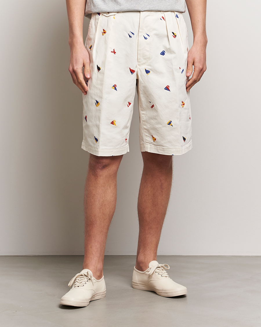 Herre | Nyheder | BEAMS PLUS | Embroidered Shorts White