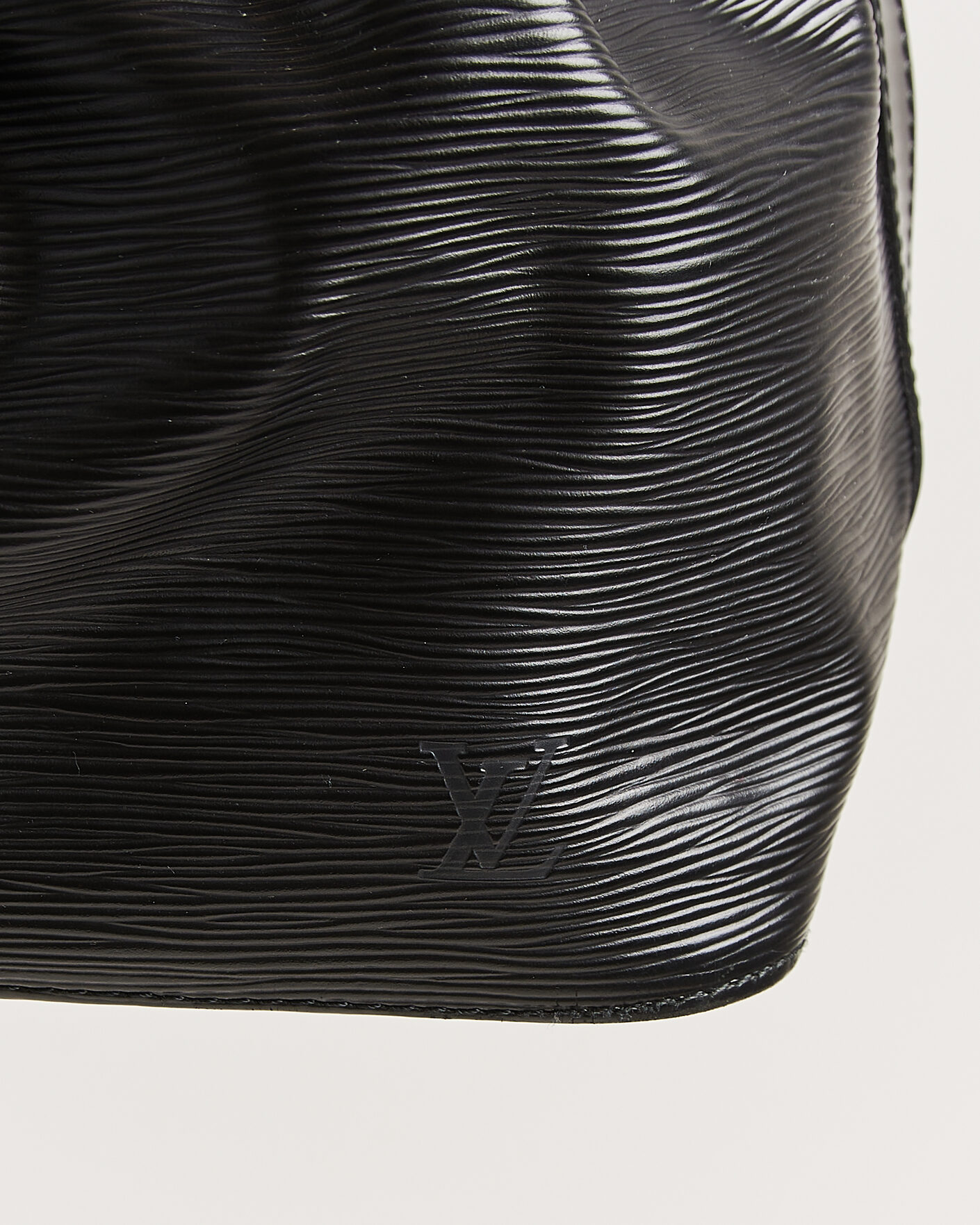 Herre | Pre-Owned & Vintage Bags | Louis Vuitton Pre-Owned | Petit Noé Epi Leather Black
