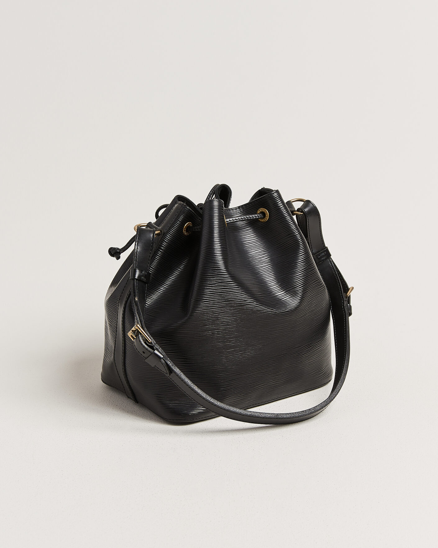 Herre | Pre-Owned & Vintage Bags | Louis Vuitton Pre-Owned | Petit Noé Epi Leather Black