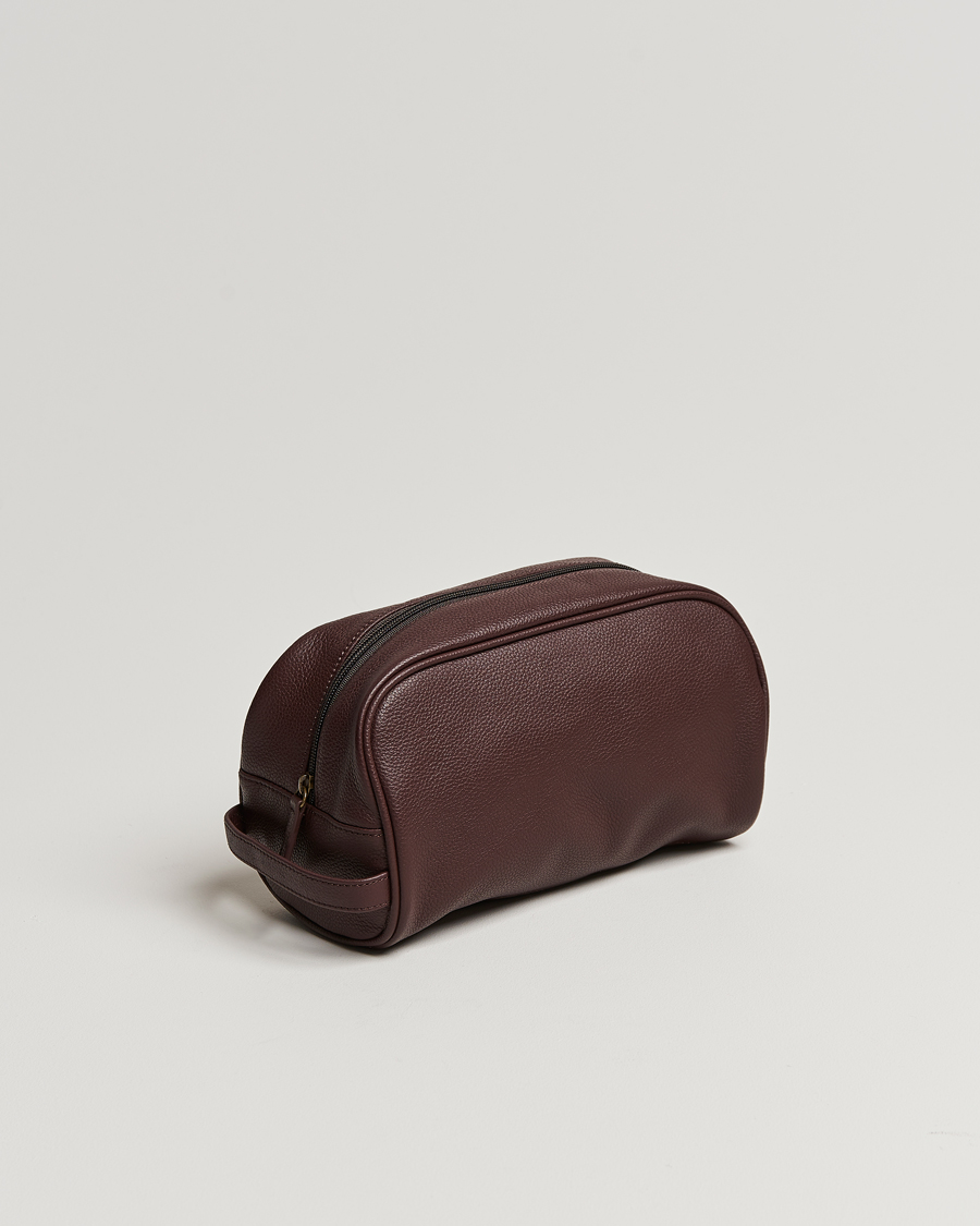 Barbour leather washbag hot sale