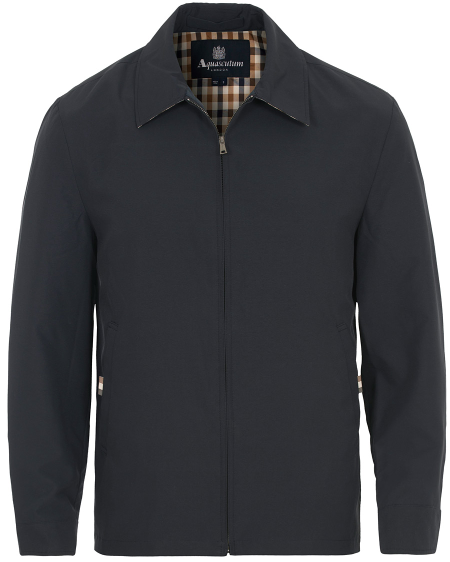 Aquascutum Cliff Nylon Harrington Navy hos CareOfCarl.dk