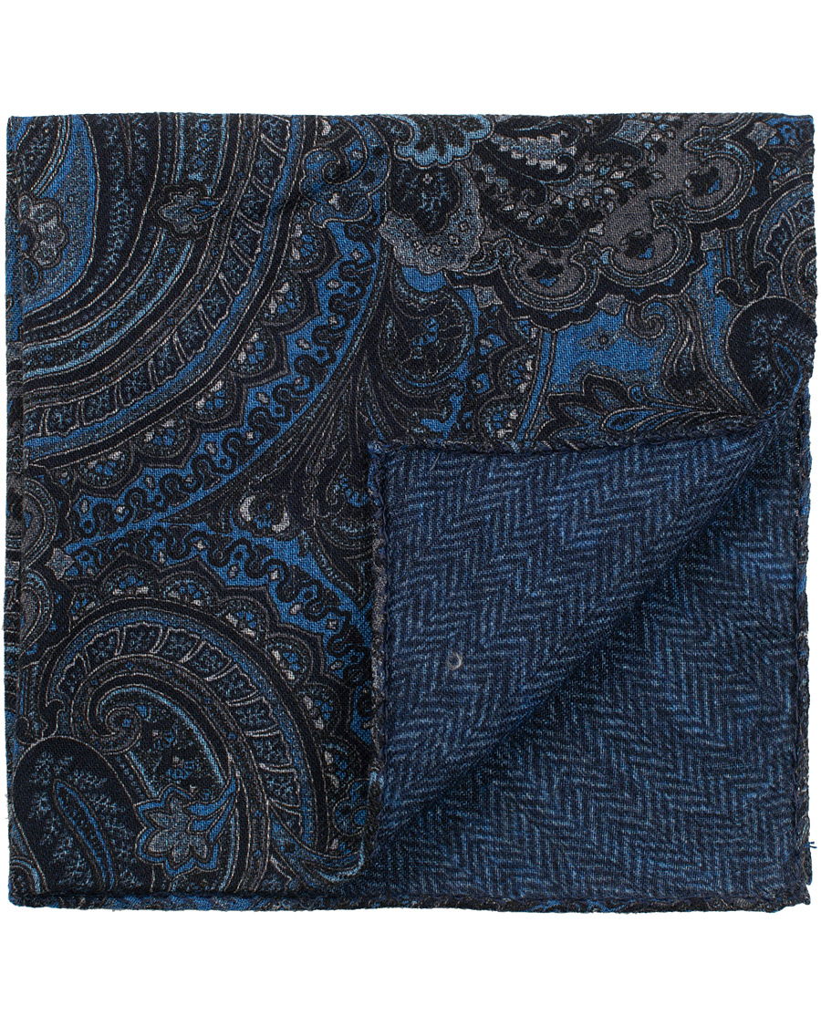 Herre | Amanda Christensen Wool Doublefaced Printed Paisley Pocket Square Blue | Amanda Christensen | Wool Doublefaced Printed Paisley Pocket Square Blue