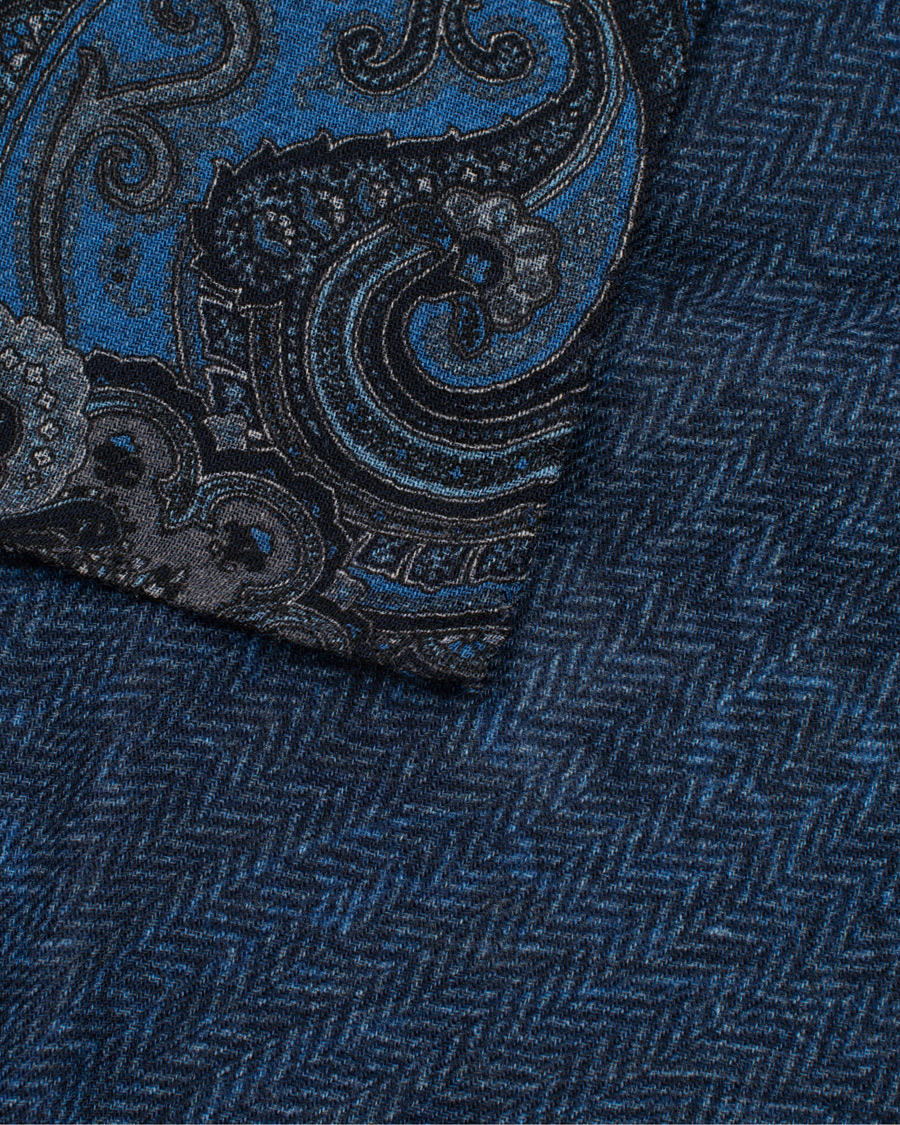 Herre | Amanda Christensen Wool Doublefaced Printed Paisley Pocket Square Blue | Amanda Christensen | Wool Doublefaced Printed Paisley Pocket Square Blue