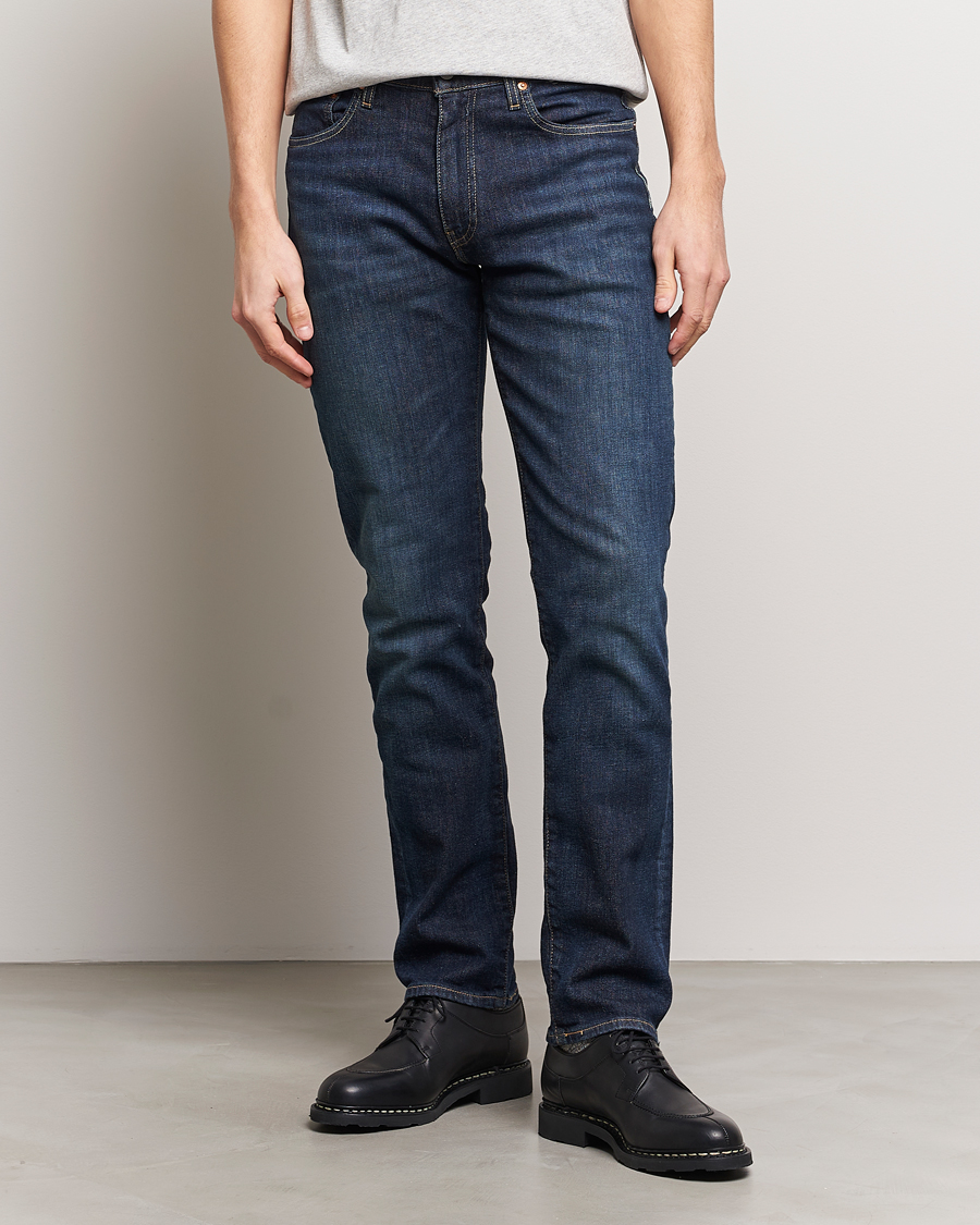 Levi 511 biology store jeans