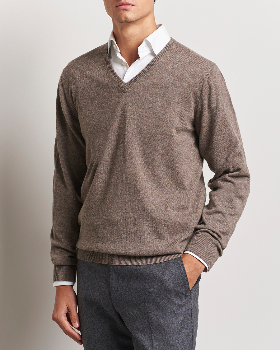 Herre | Trøjer | Piacenza Cashmere | Cashmere V Neck Sweater Brown