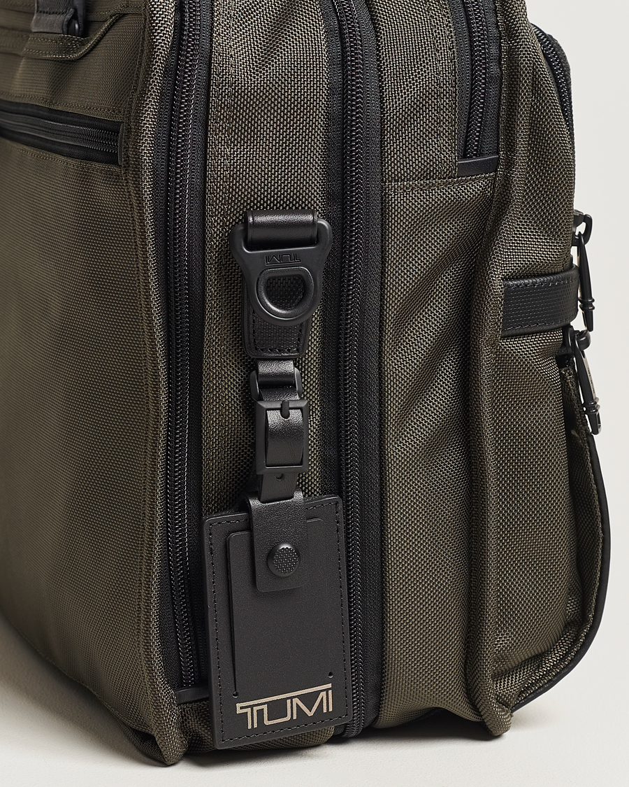 TUMI Alpha 3 Expandable Laptop Brief Olive Night - CareOfCarl.dk