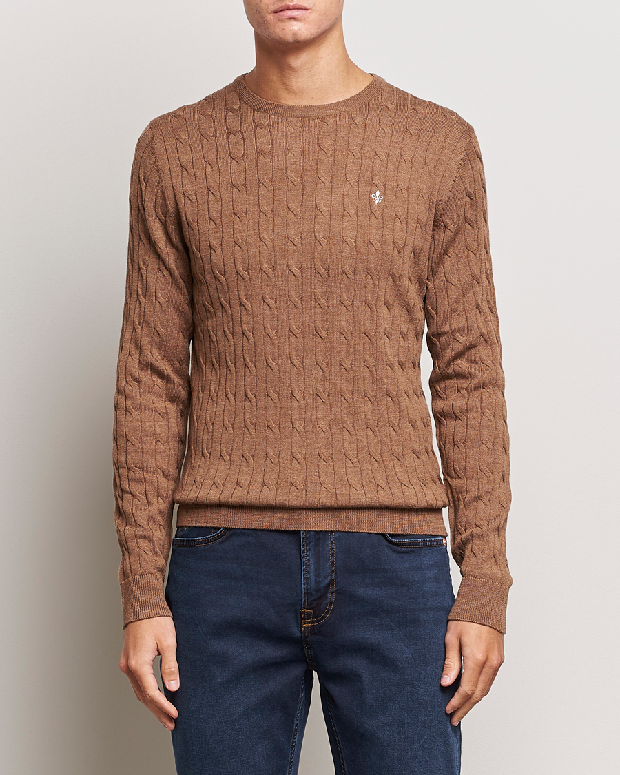 Herre | Morris | Morris | Merino Cable Crew Neck Camel