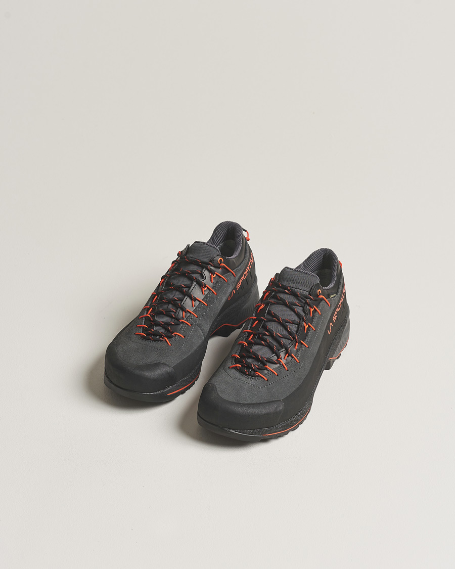 Herre | Sko i ruskind | La Sportiva | TX4 Evo GTX Hiking Shoes Carbon/Cherry Tomato