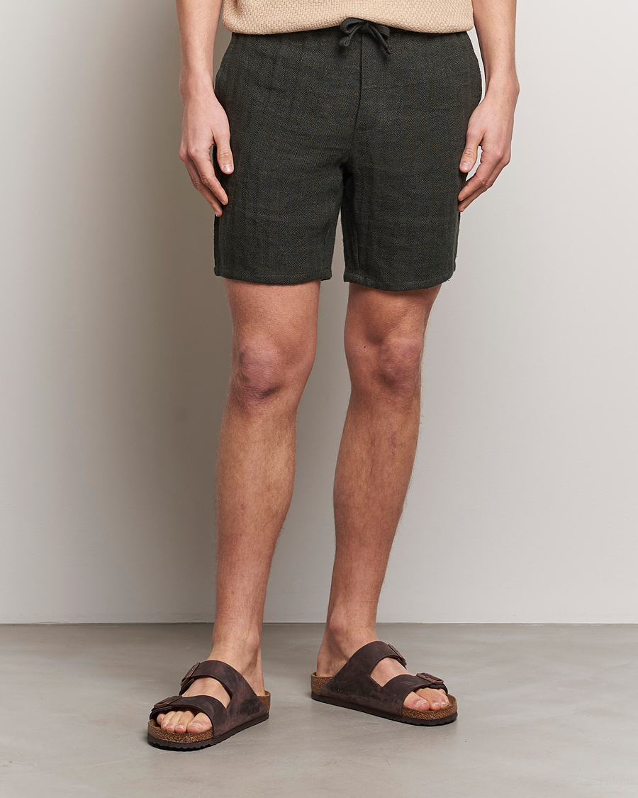 Herre | A Day's March | A Day\'s March | Ipu Herringbone Linen Drawstring Shorts Olive
