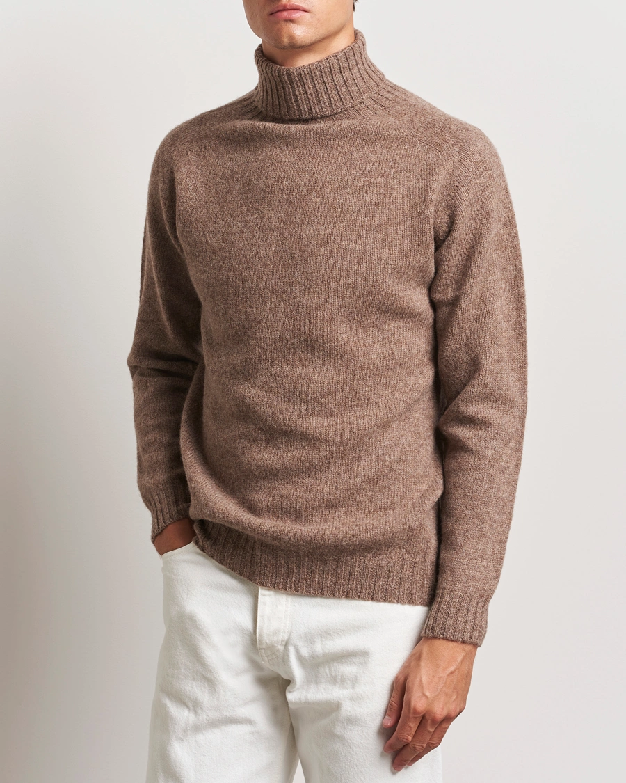 Herre | Tøj | Harley Of Scotland | Supersoft Lambswool Rollneck Nutmeg Brown