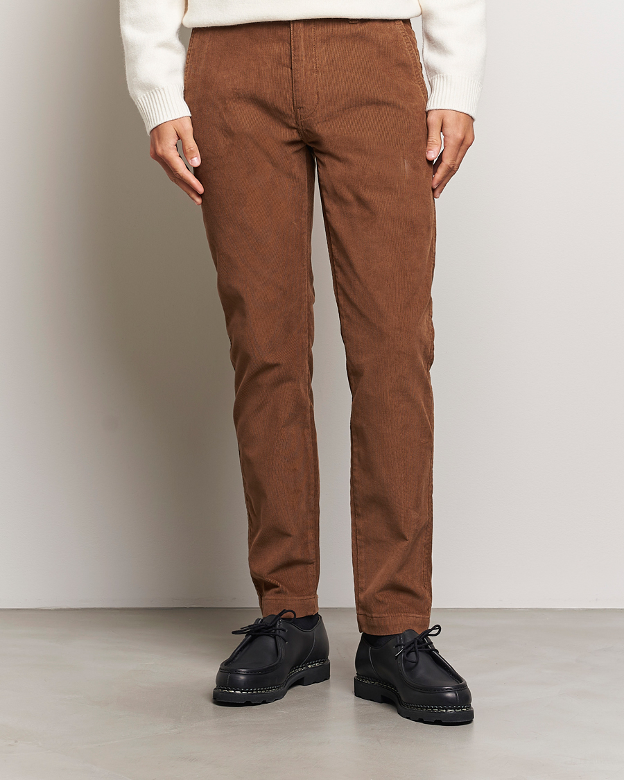 Herre |  | Levi\'s | 14W Corduroy Chino Karla Brown