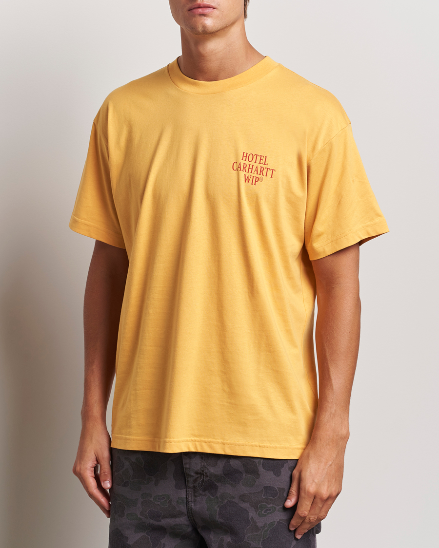 Herre |  | Carhartt WIP | Hotel Keys Organic Cotton T-Shirt Winter Spice