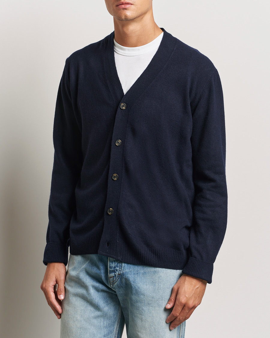 Herre | Nye varemærker | KnowledgeCotton Apparel | Lambswool Cardigan Navy