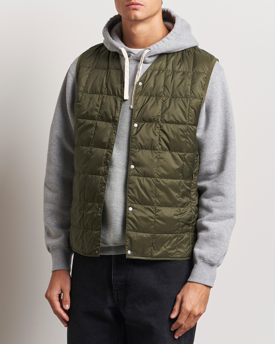 Herre | Tøj | TAION | V-Neck Lightweight Down Vest Dark Olive