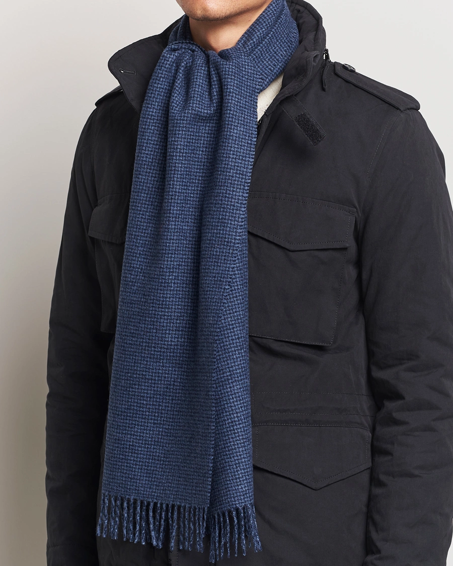 Herre |  | Amanda Christensen | Merino Wool Dogtooth Scarf Navy