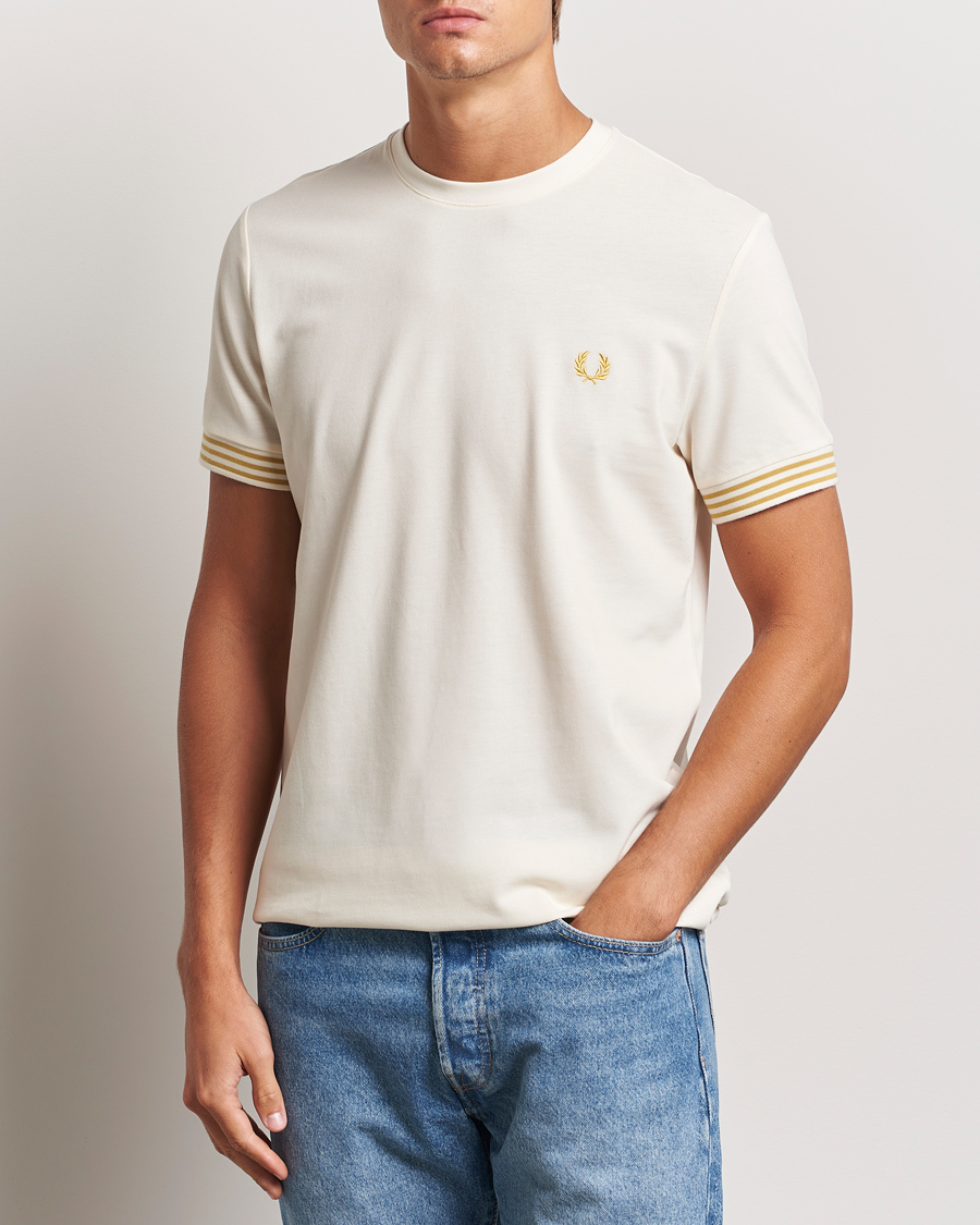 Herre |  | Fred Perry | Striped Cuff Crew Neck T-Shirt Ecru