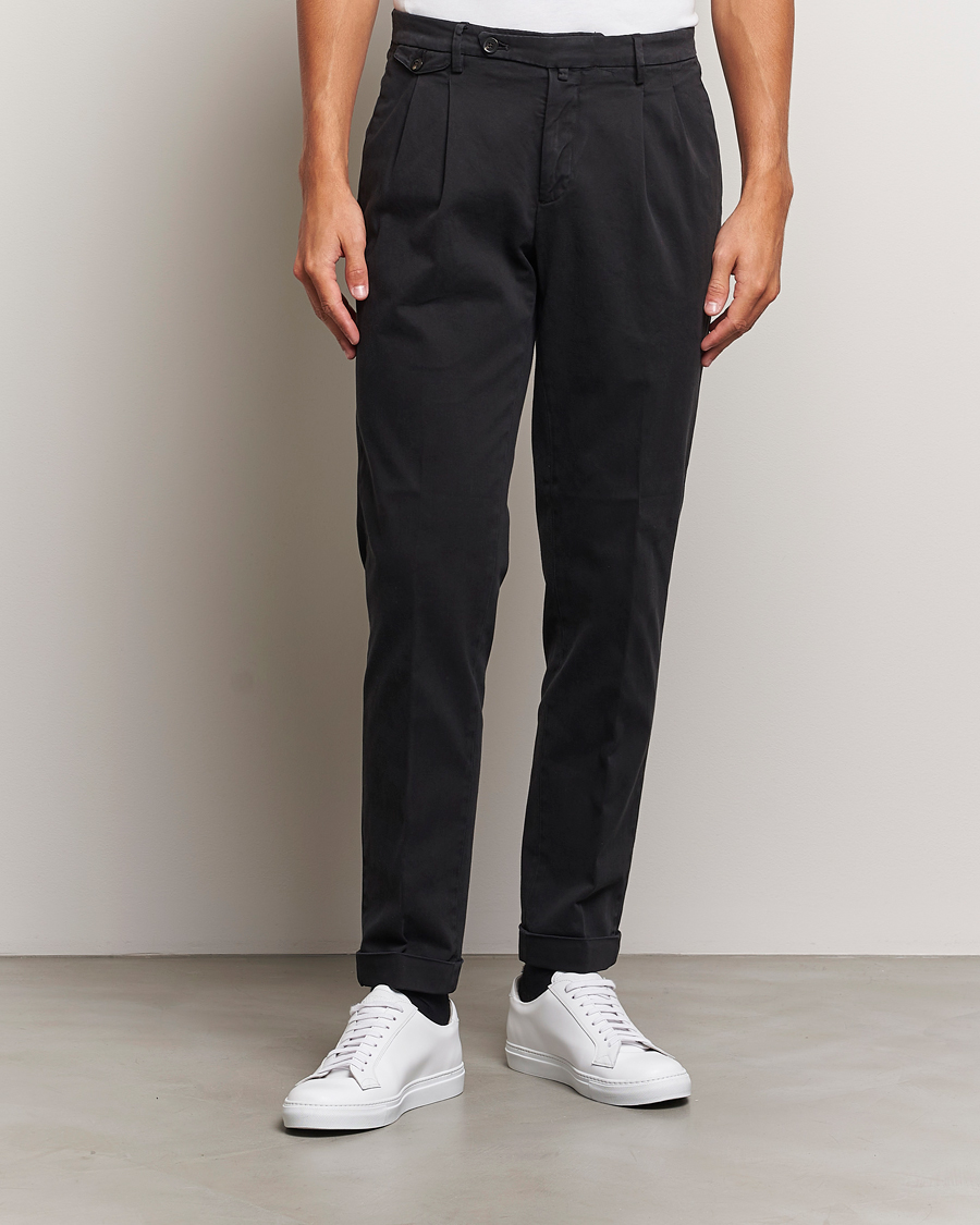 Herre | Jakke og buks | Briglia 1949 | Easy Fit Pleated Cotton Stretch Chino Black