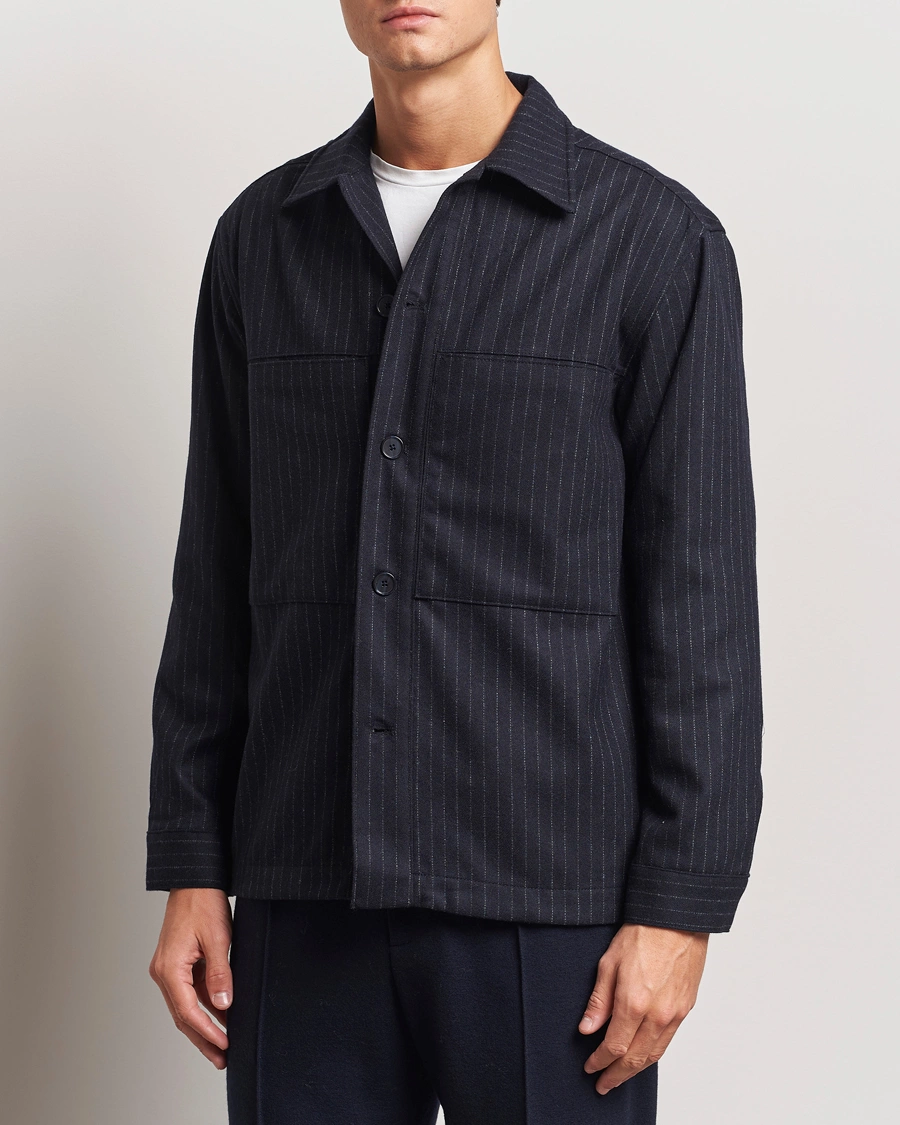 Herre |  | NN07 | Isak Wool Overshirt Navy Blue Pinstripe