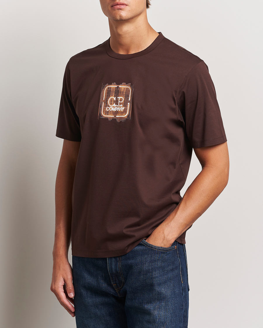 Herre |  | C.P. Company | Metropolis Mercerized Chest Logo T-Shirts Brown