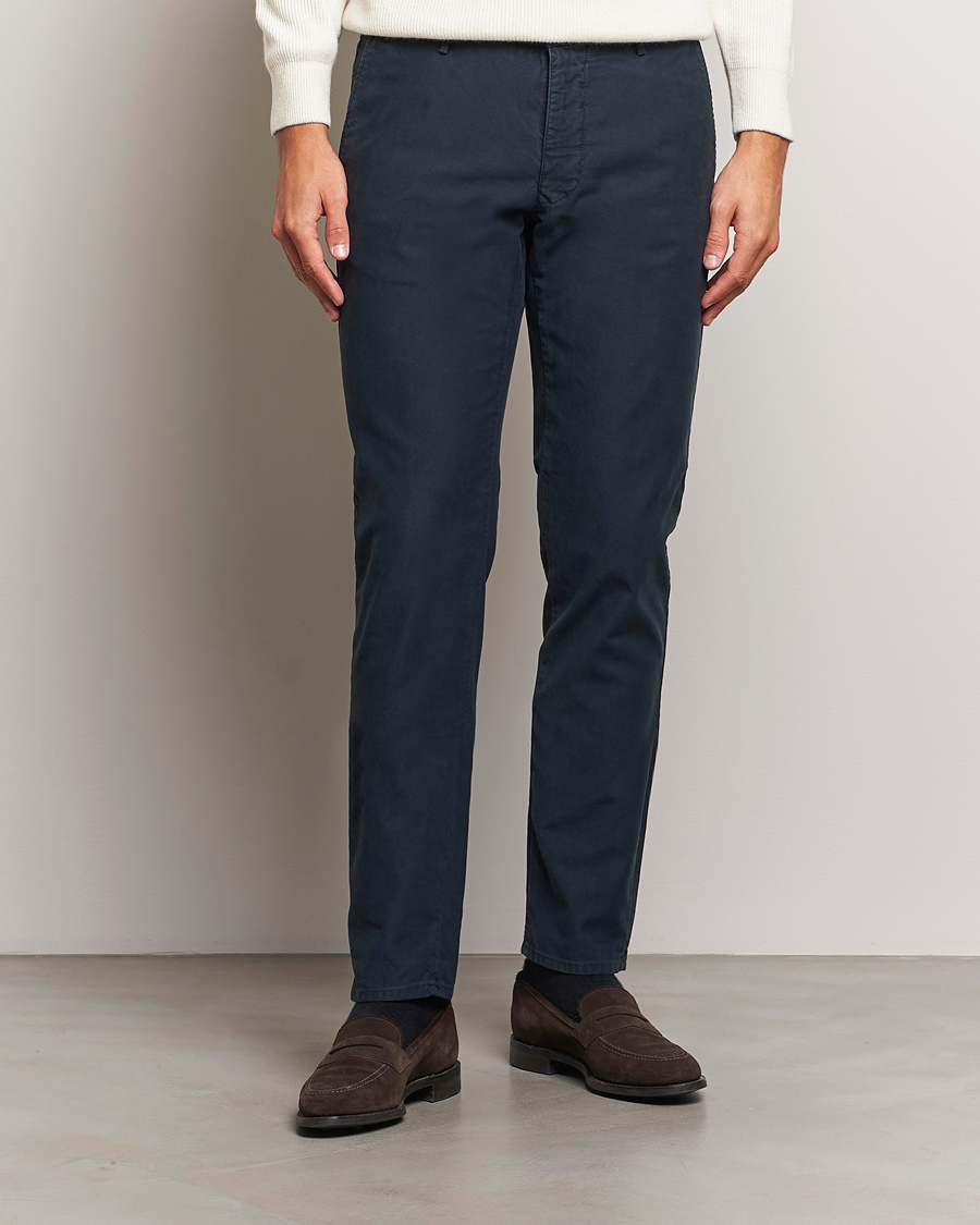 Herre | Italian Department | Incotex | Slim Fit Garment Dyed Slacks Navy