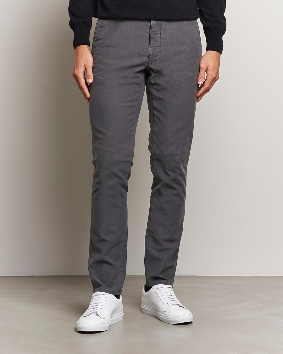 Herre | Italian Department | Incotex | Slim Fit Garment Dyed Slacks Dark Grey