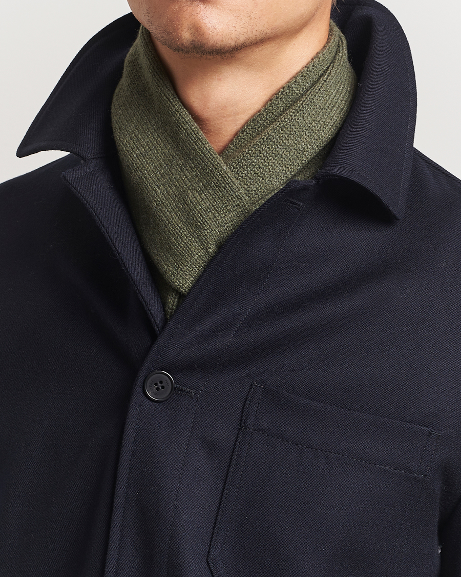 Herre |  | Piacenza Cashmere | Short Loop Cashmere Scarf Olive