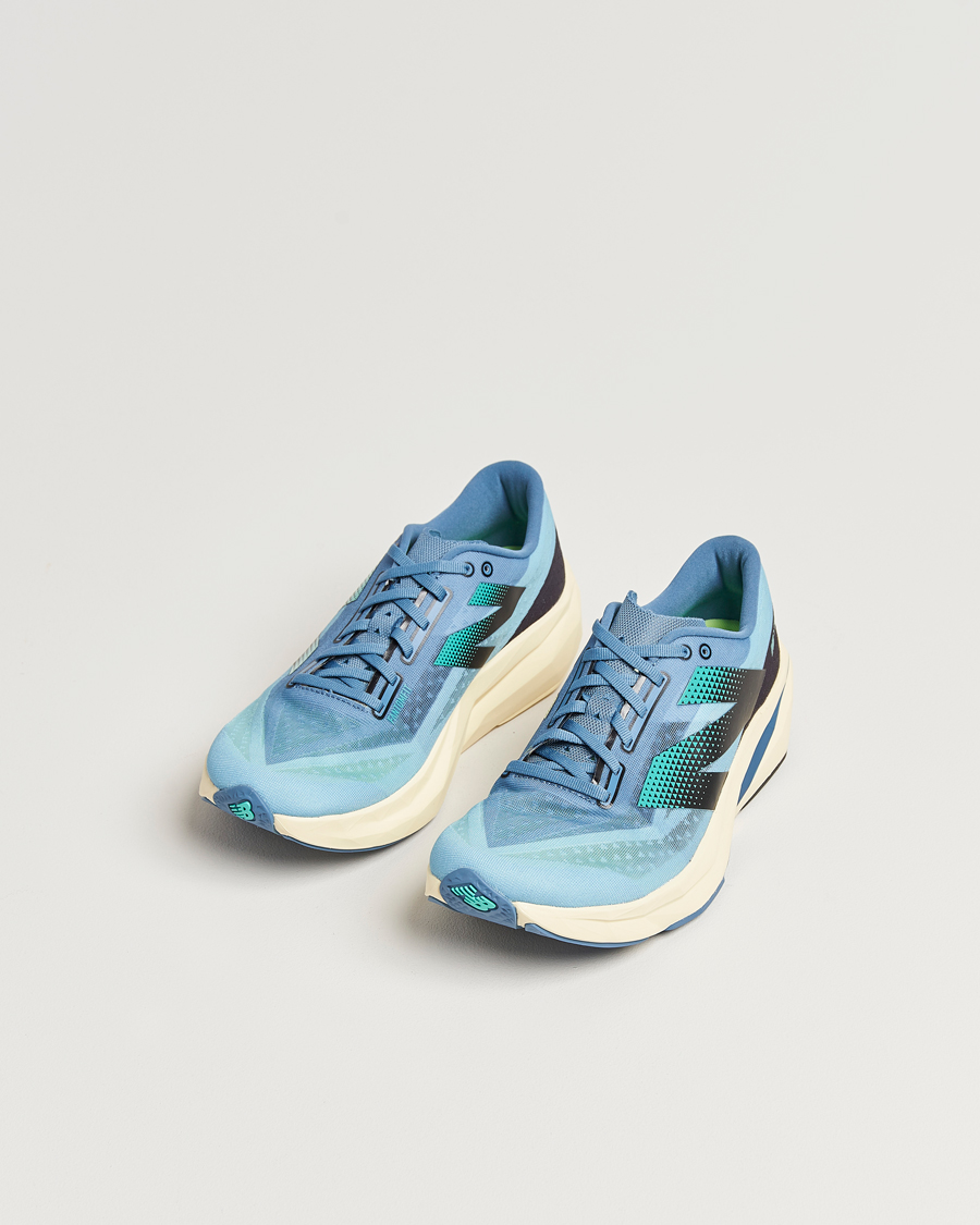 Herre |  | New Balance Running | FuelCell Rebel v4 Blue