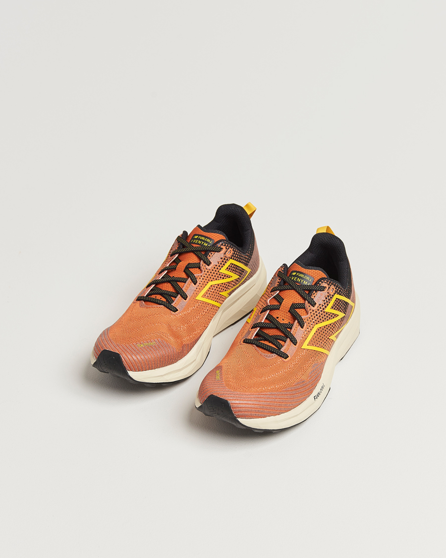 Herre | Trail Sneakers | New Balance Running | FuelCell Venym  Infield Clay