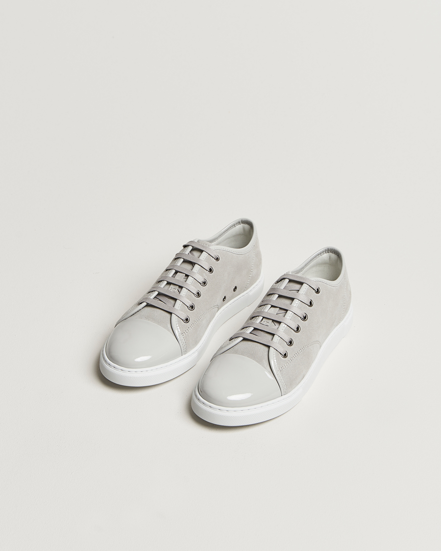 Herre | Eksklusivt for Care of Carl | Lanvin | Womens Patent Cap Toe Sneaker Powder Gray