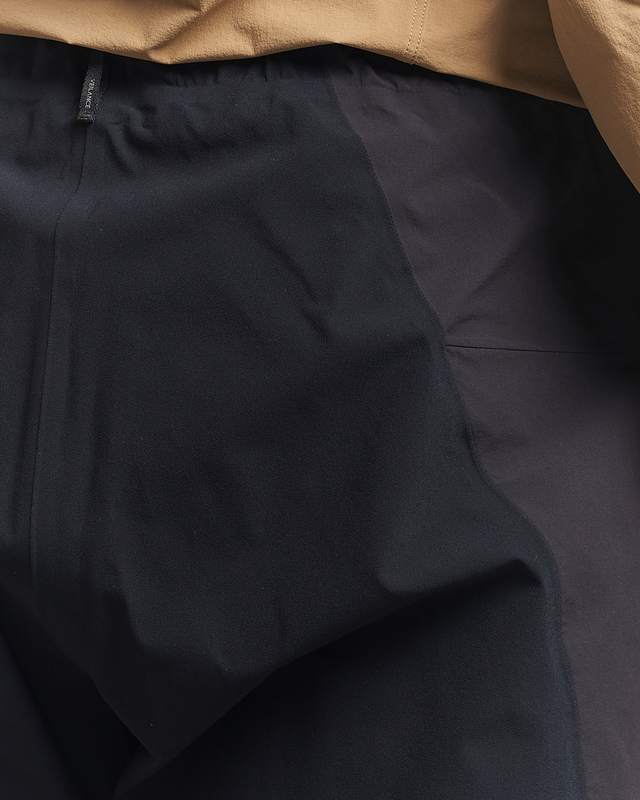 Herre | Shorts | Arc'teryx Veilance | Secant Lightweight Casual Shorts Black