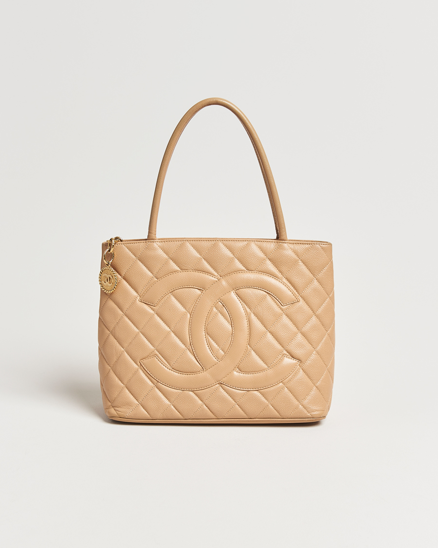 Herre | Gifts for Her | Chanel Pre-Owned | Medallion Tote Bag Caviar Beige